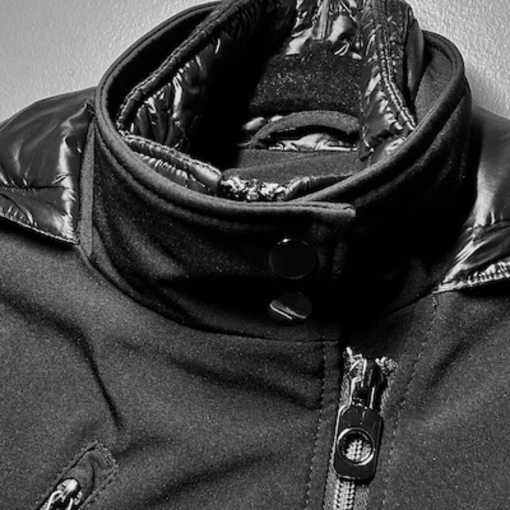 🌷Reitman’s Soft Shell Jacket black with silver trim - very versatile🌷